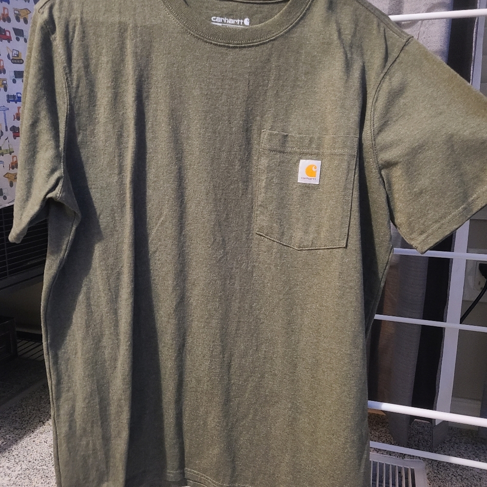 Carhartt Women's LG short sleeve shirts